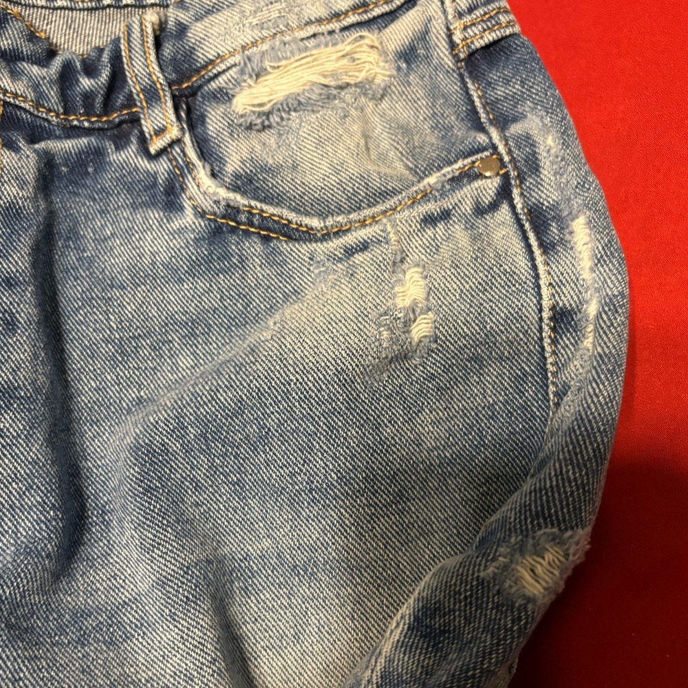 Zara Trafaluc Capri Sz 2 Very Unique Style Cuffed, Front Zip Decorative Pom Pom - Picture 10 of 10